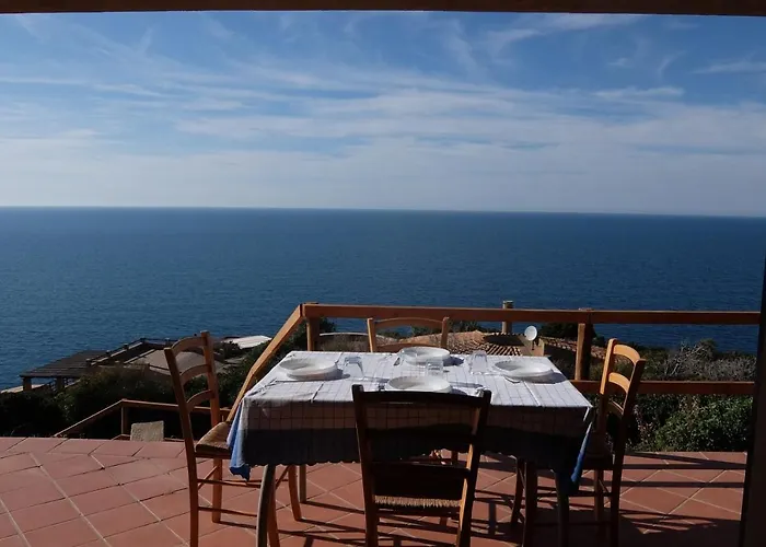 度假居 Villino Lu Ciuoni With Sea View 帕拉迪索海岸