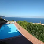 Villino Lu Ciuoni With Sea View